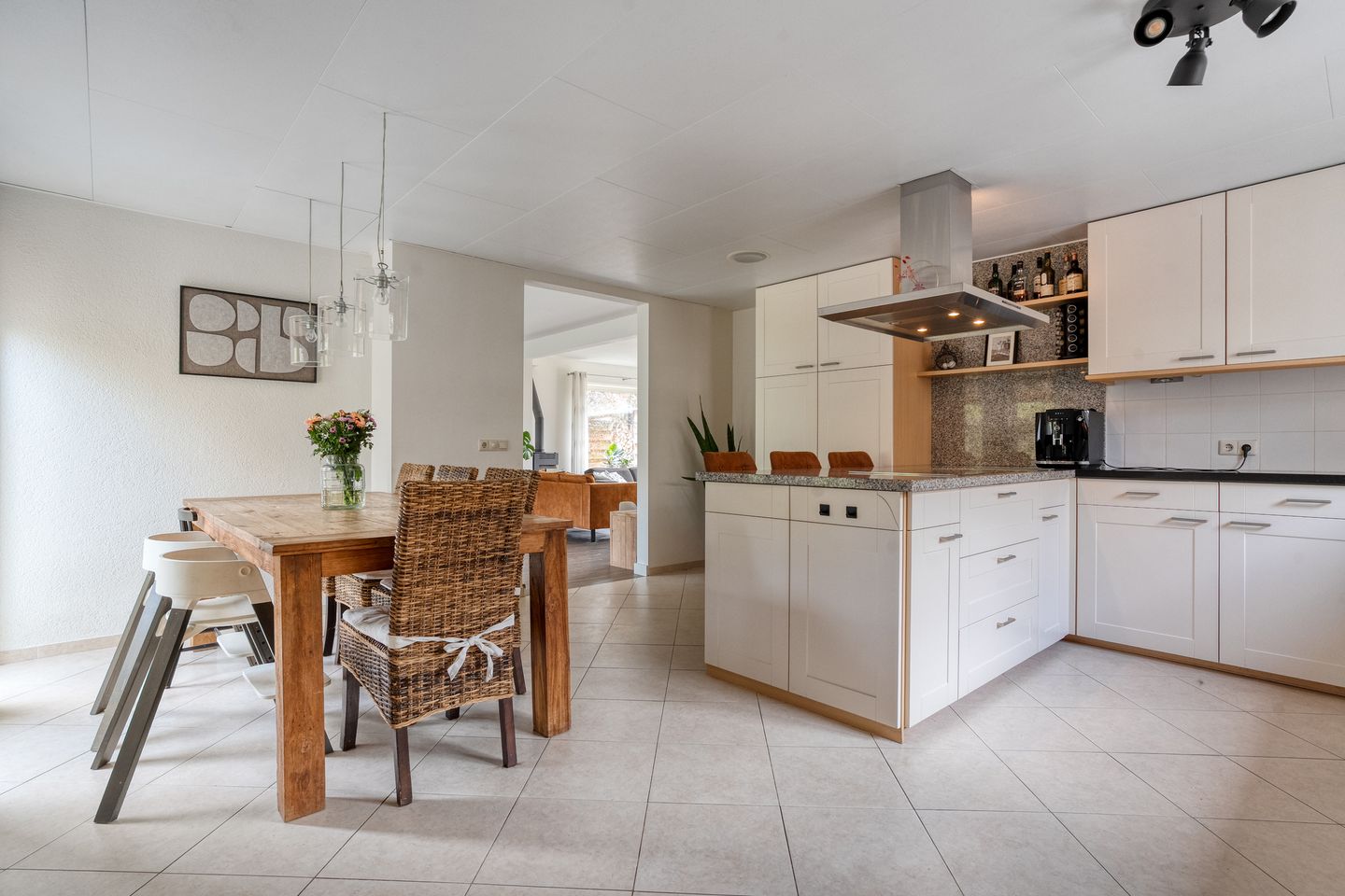 Foto 19 van Burg.Hoekstrastraat 4