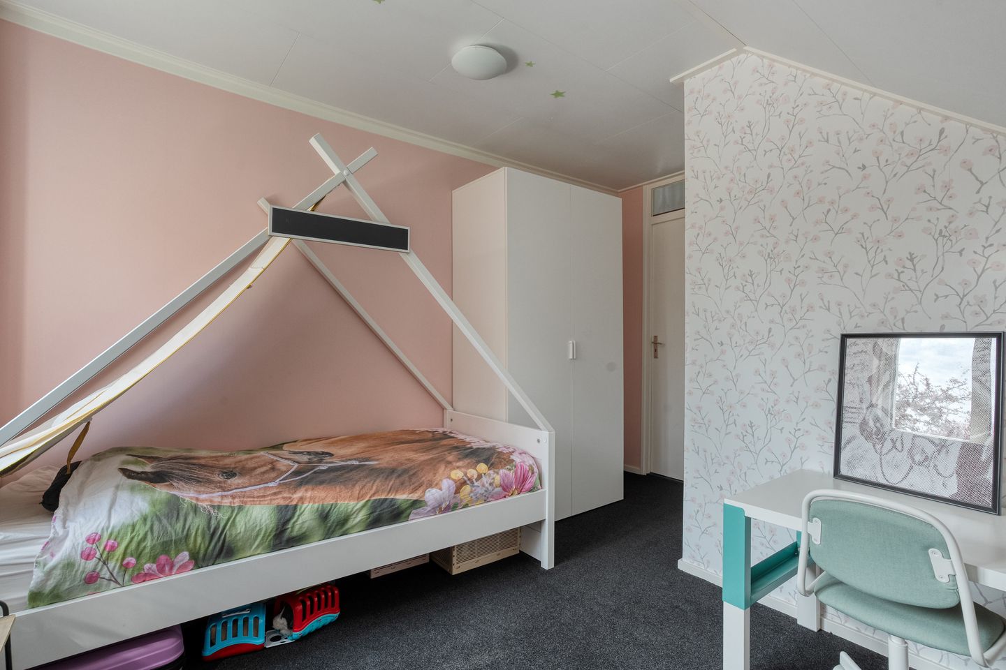 Foto 35 van Burg.Hoekstrastraat 4