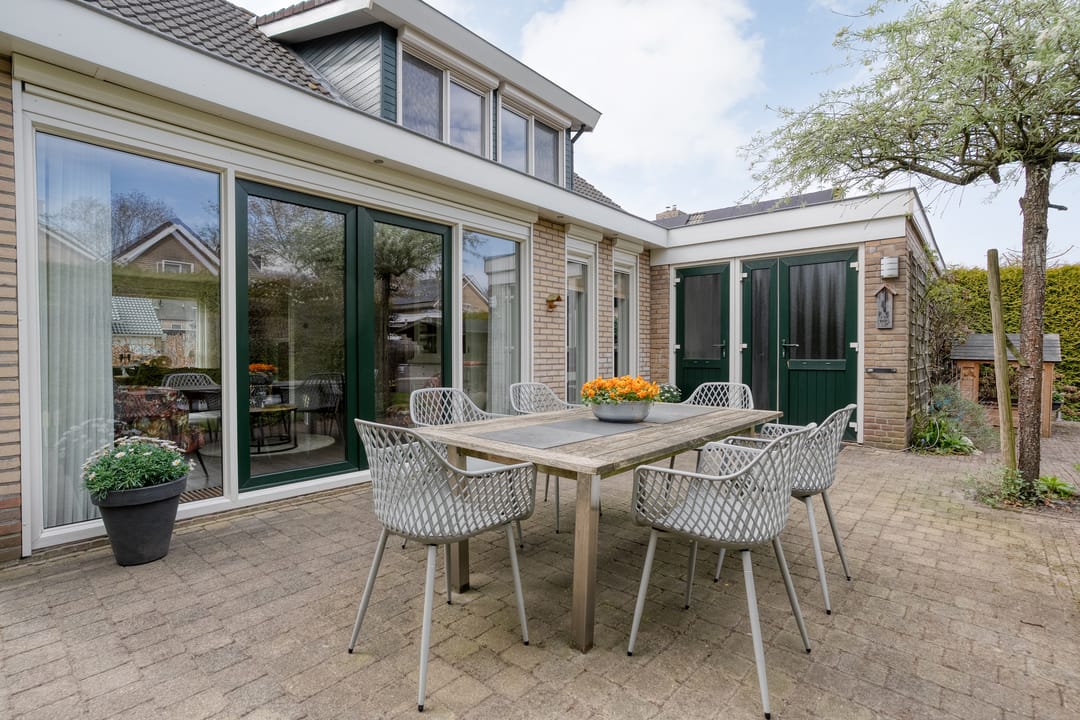 Foto 47 van Burg.Hoekstrastraat 4