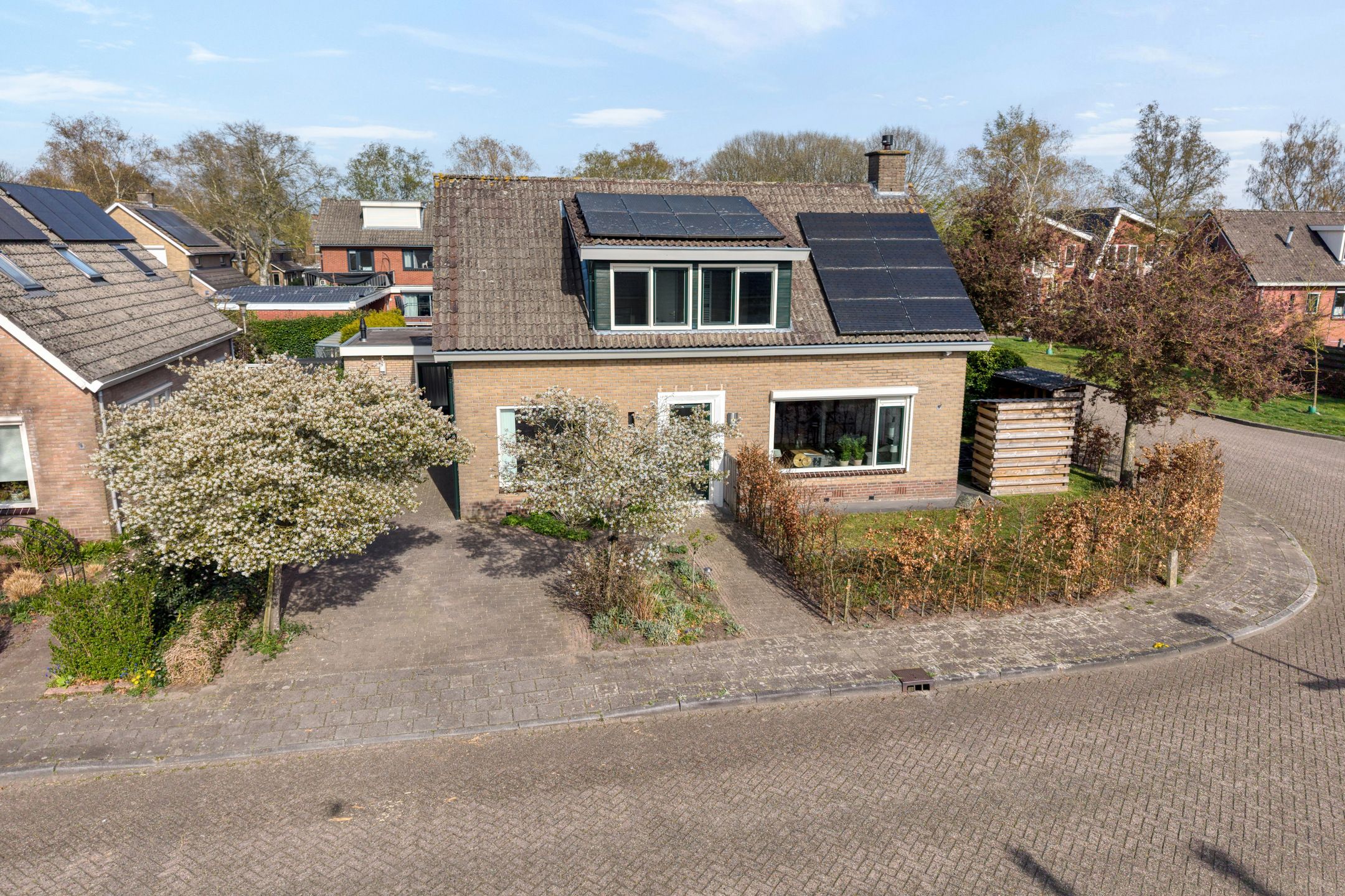 Foto 66 van Burg.Hoekstrastraat 4