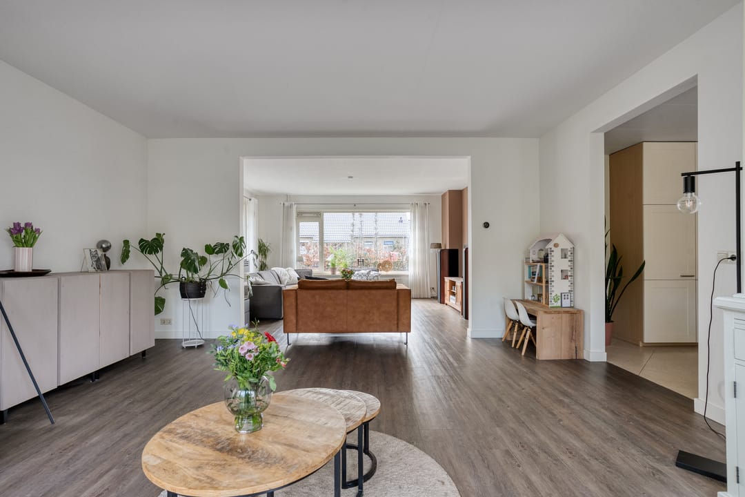 Foto 17 van Burg.Hoekstrastraat 4