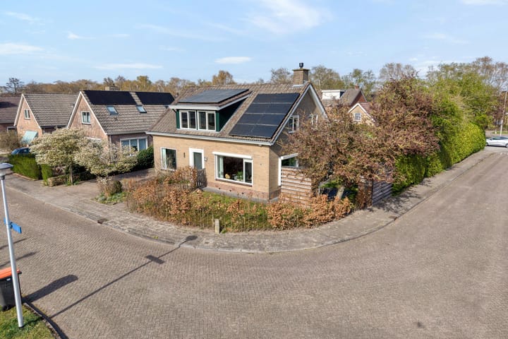 Foto 4 van Burg.Hoekstrastraat 4