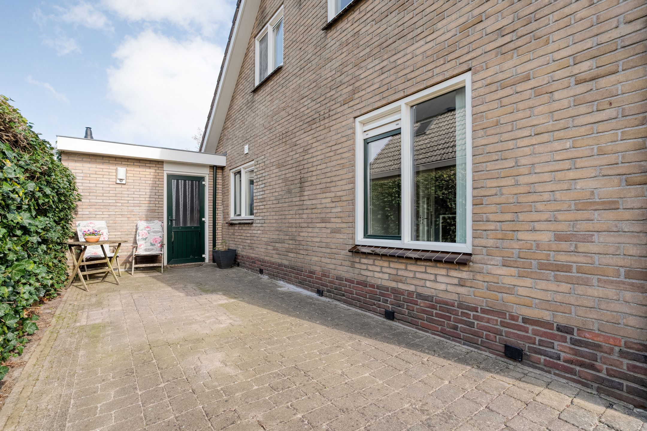 Foto 63 van Burg.Hoekstrastraat 4