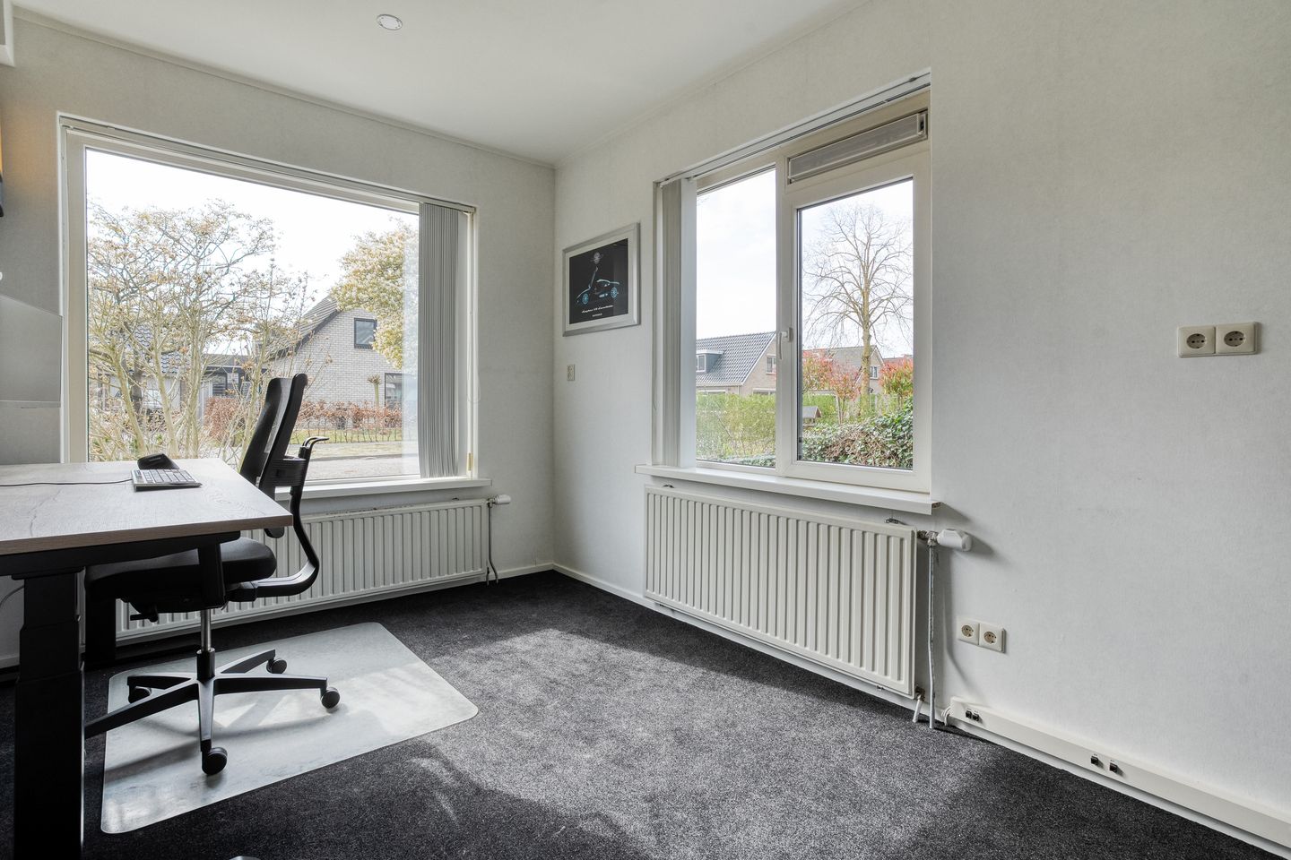 Foto 25 van Burg.Hoekstrastraat 4