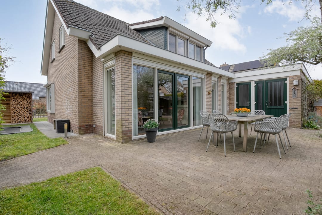 Foto 46 van Burg.Hoekstrastraat 4