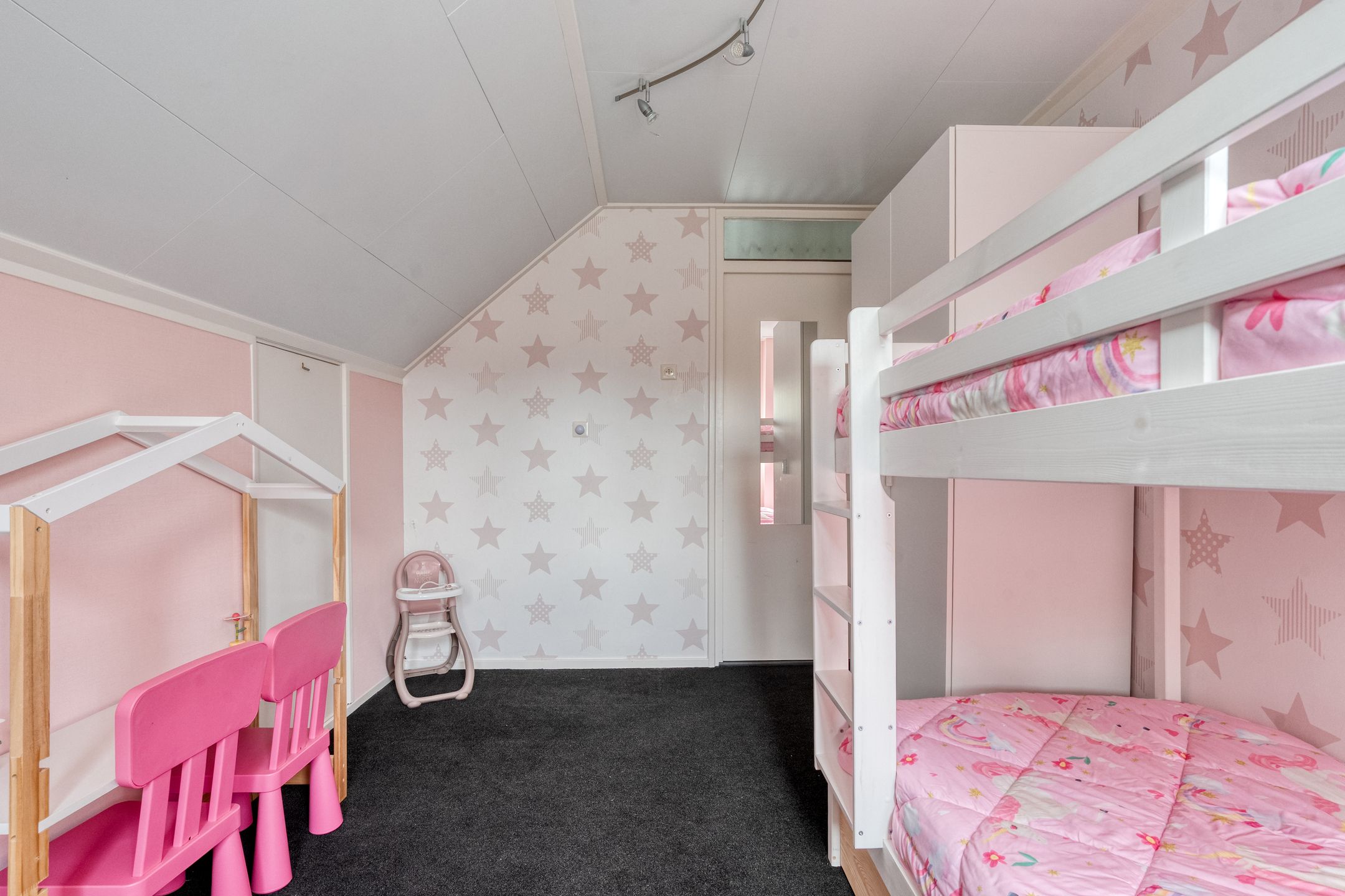 Foto 36 van Burg.Hoekstrastraat 4