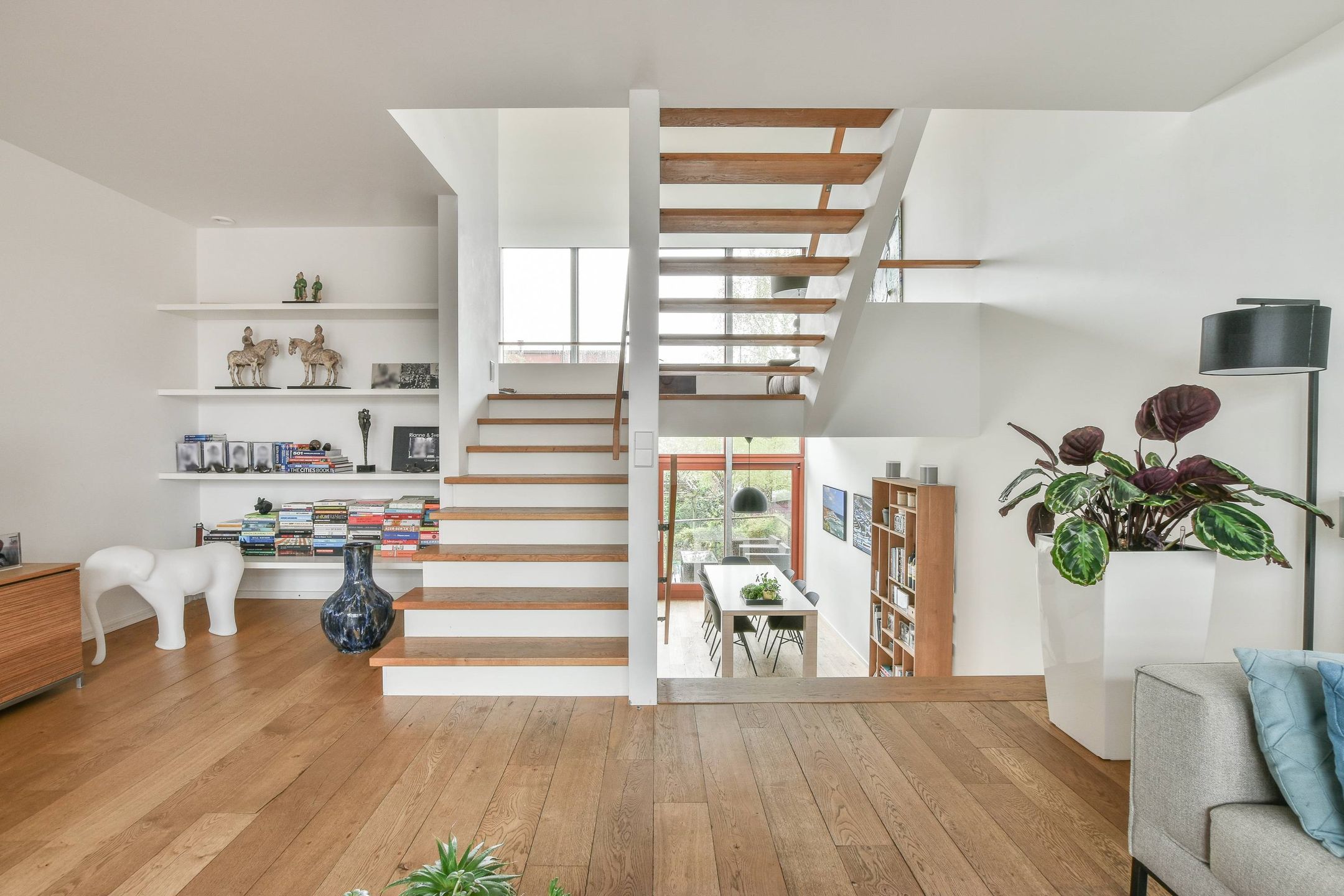 Foto 18 van Jan Olphert Vaillantlaan 101