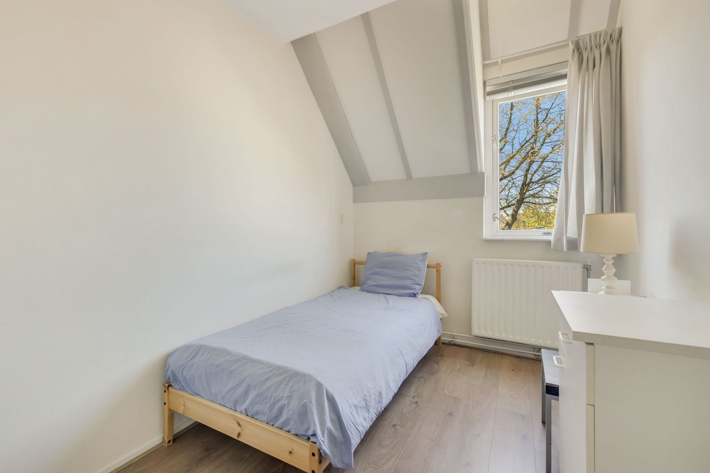 Sunny Maisonette with Roof Terrace and Garage near Veldhoven City Center — 25