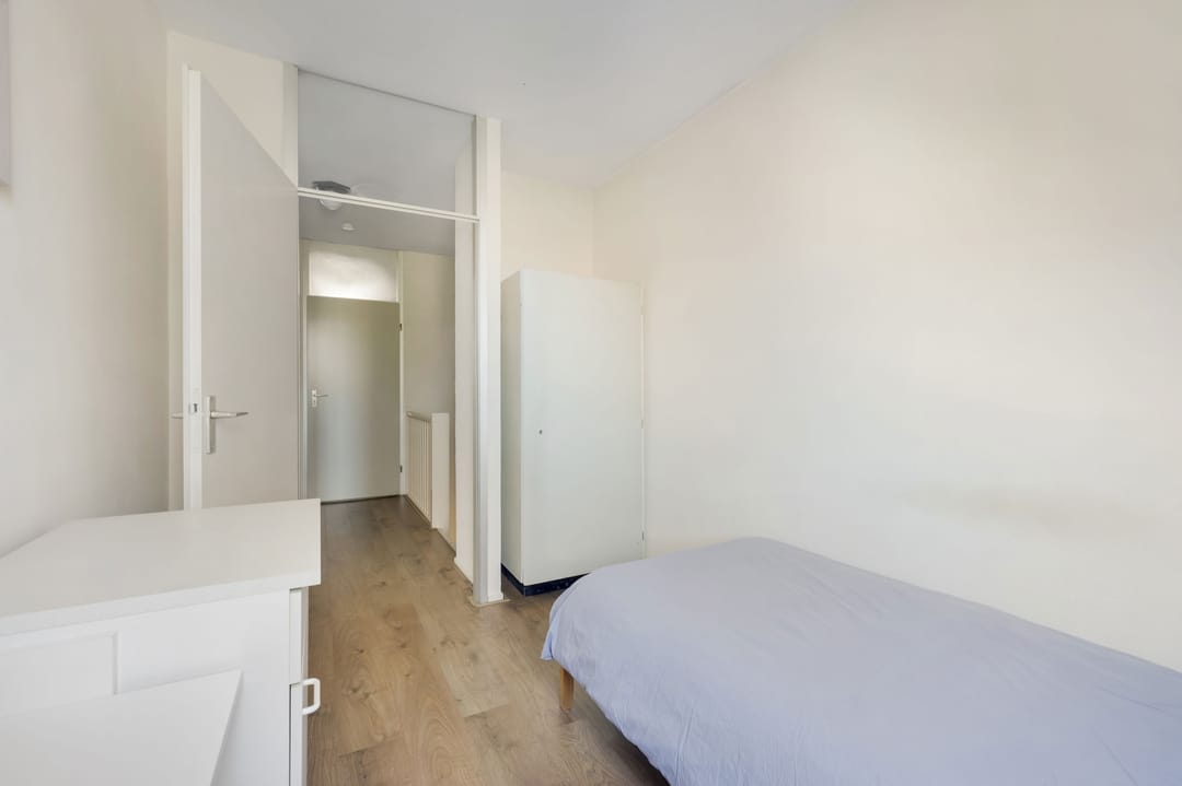 Sunny Maisonette with Roof Terrace and Garage near Veldhoven City Center — 26