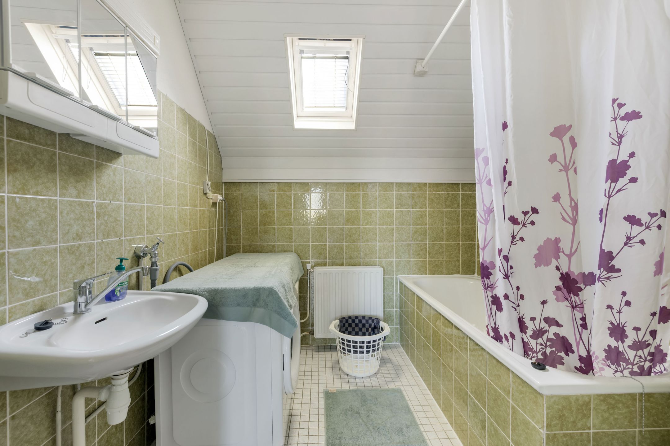 Sunny Maisonette with Roof Terrace and Garage near Veldhoven City Center — 27