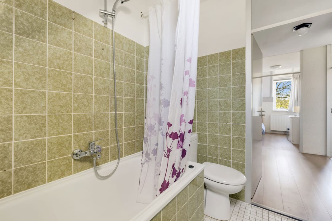 Sunny Maisonette with Roof Terrace and Garage near Veldhoven City Center — 28