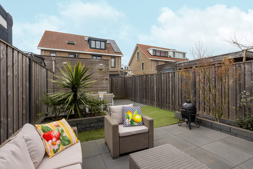 Spacious Move-In Ready Terraced Home with Energy Label A in Almere Buiten — 38