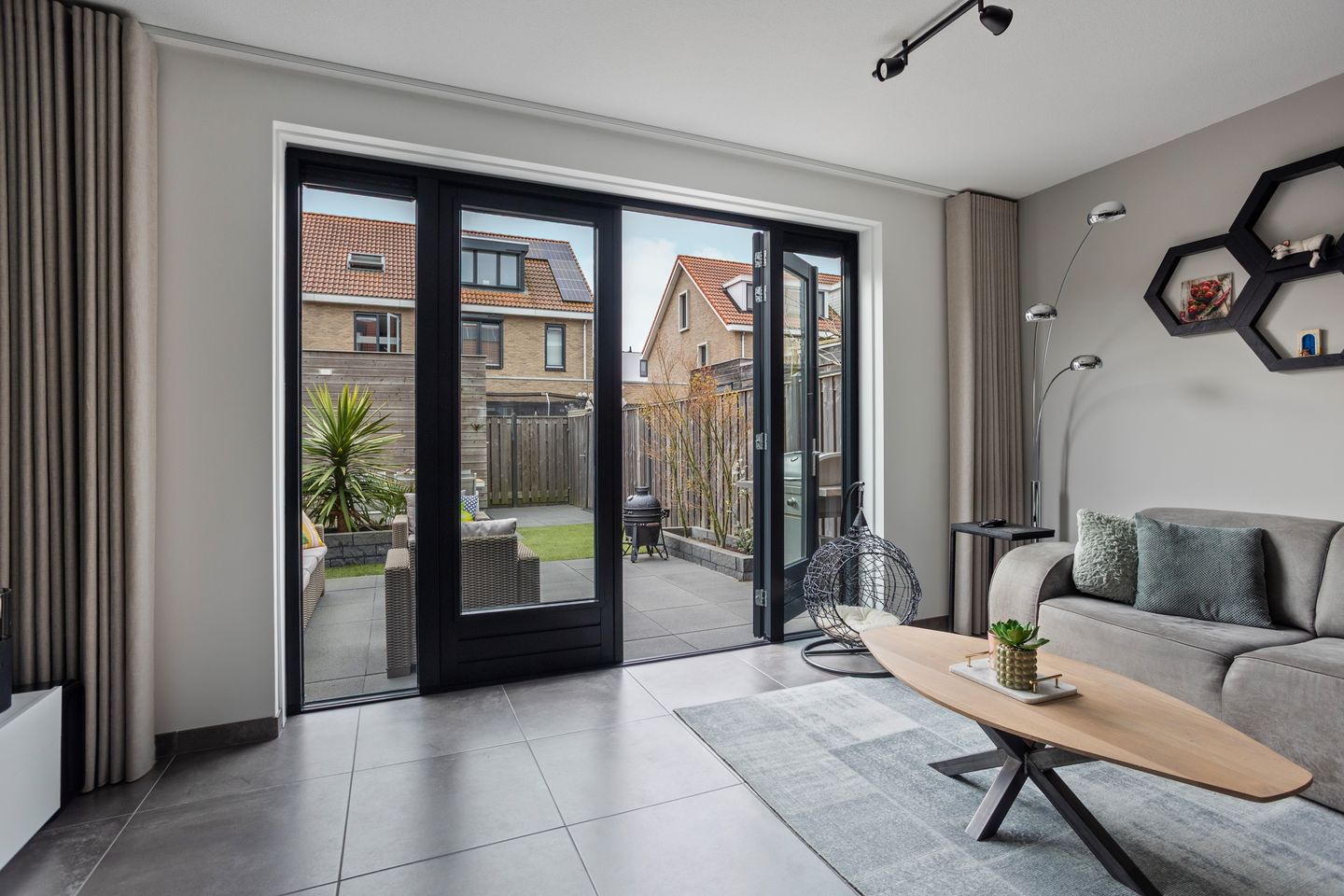 Spacious Move-In Ready Terraced Home with Energy Label A in Almere Buiten — 35