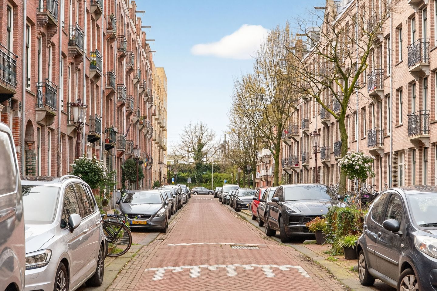 Turn-key Studio with Balcony in Amsterdam's Indische Buurt — 29
