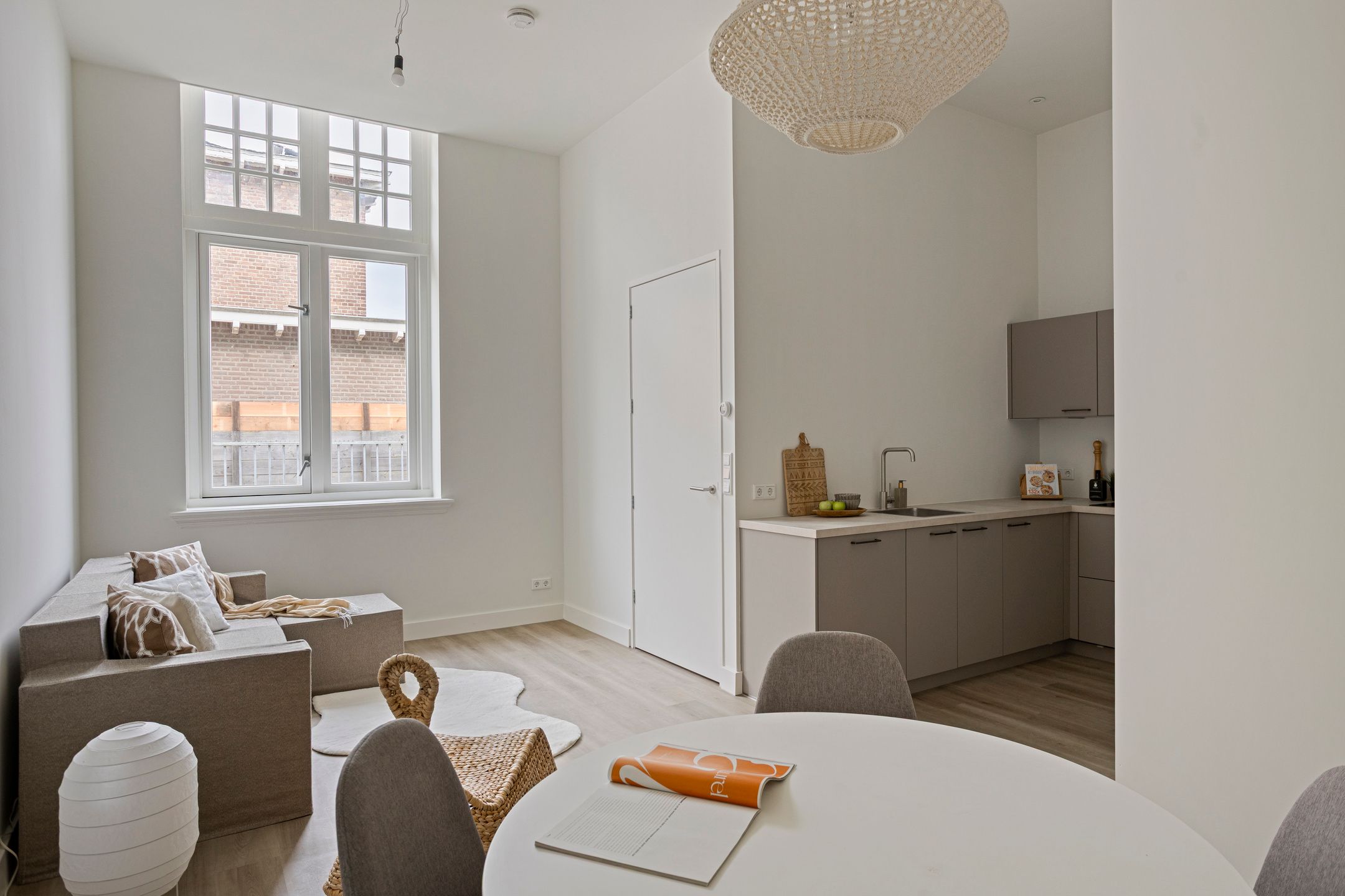 Photo 12 of Mr. van Coothstraat 31-B