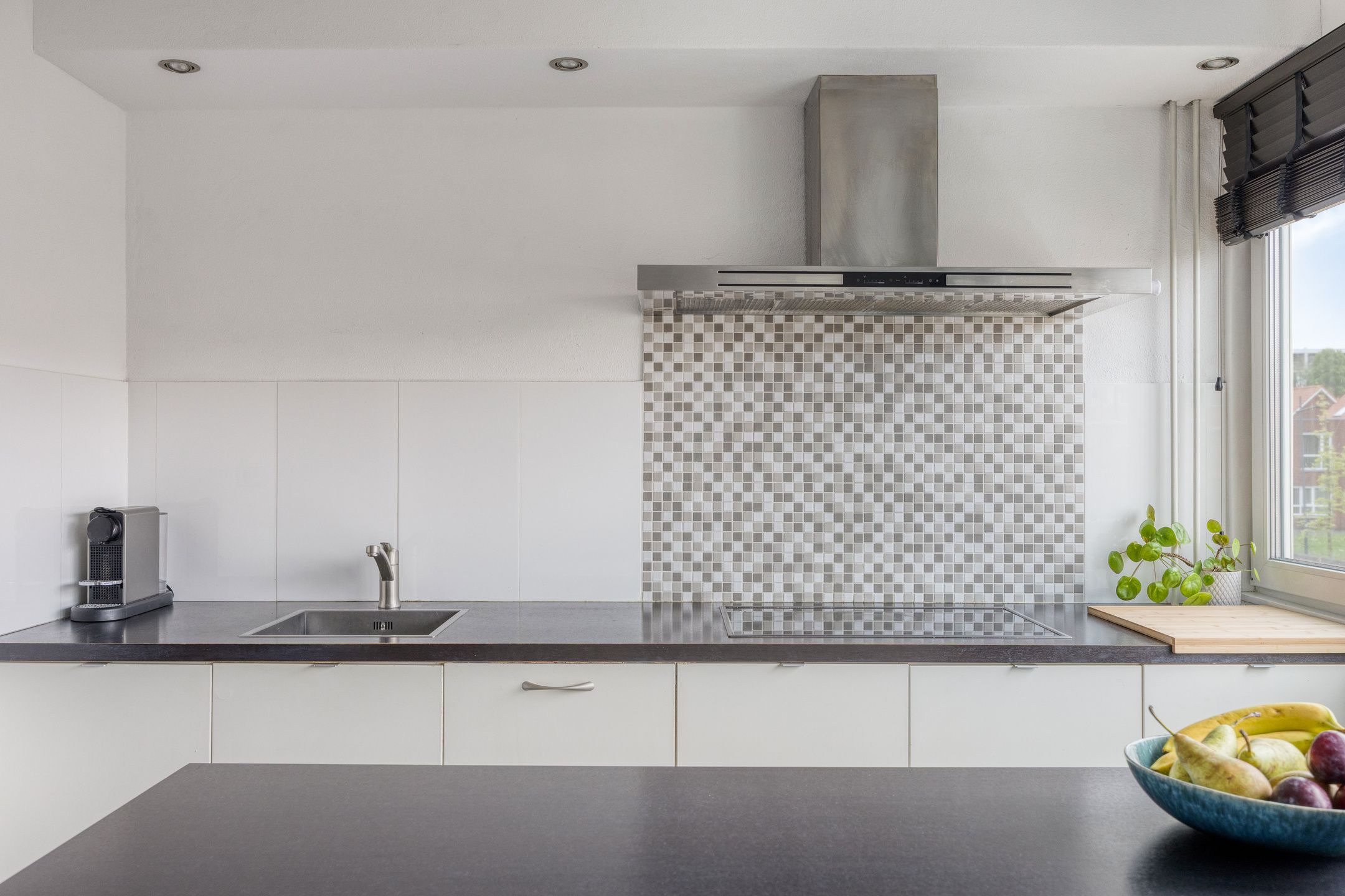 Energy-Efficient Terraced Home with Garage in Breda — 18