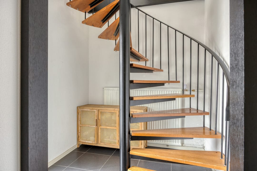 Energy-Efficient Terraced Home with Garage in Breda — 13
