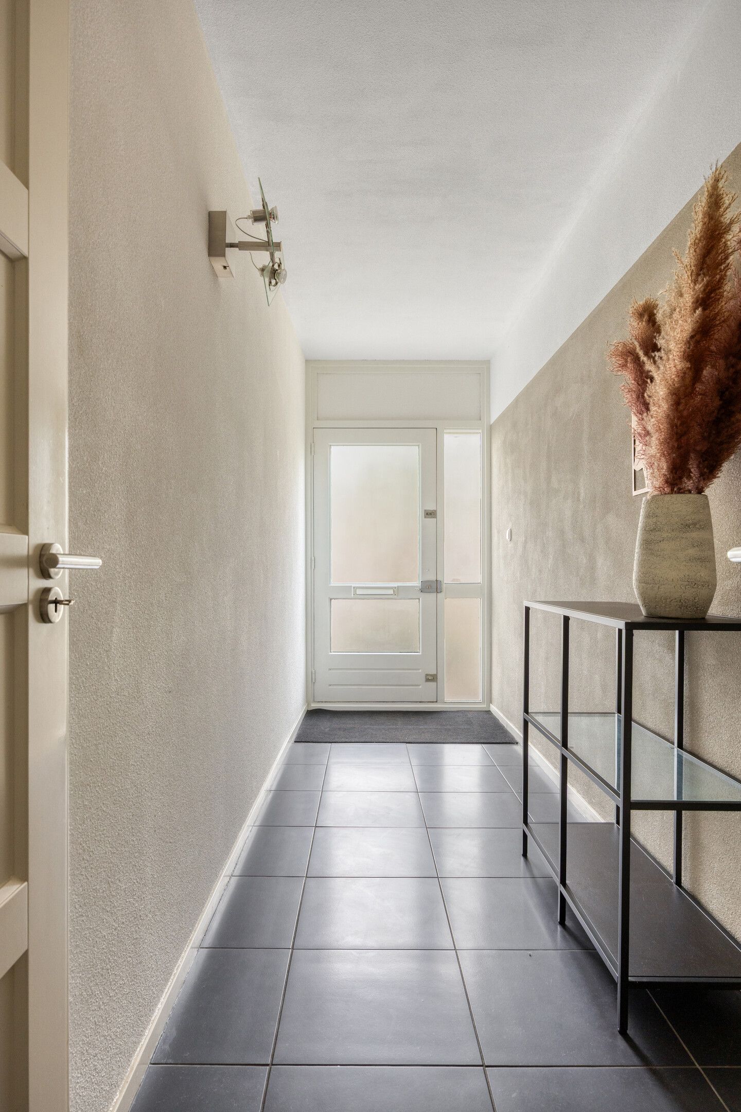 Energy-Efficient Terraced Home with Garage in Breda — 9