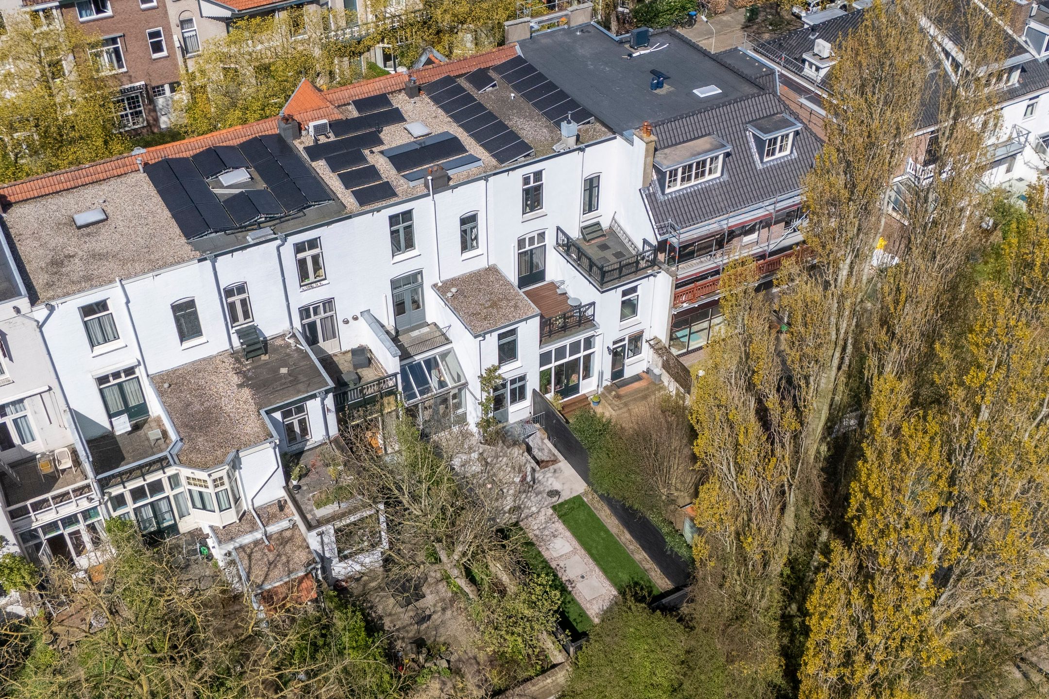 Exceptional Pre-War Townhouse in Nijmegen-Oost Hunnerberg — 75