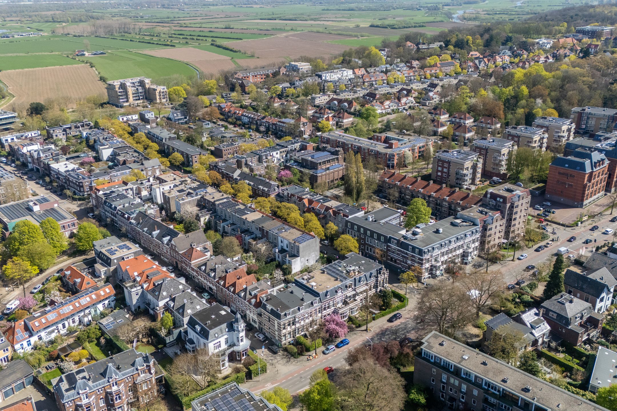 Exceptional Pre-War Townhouse in Nijmegen-Oost Hunnerberg — 84