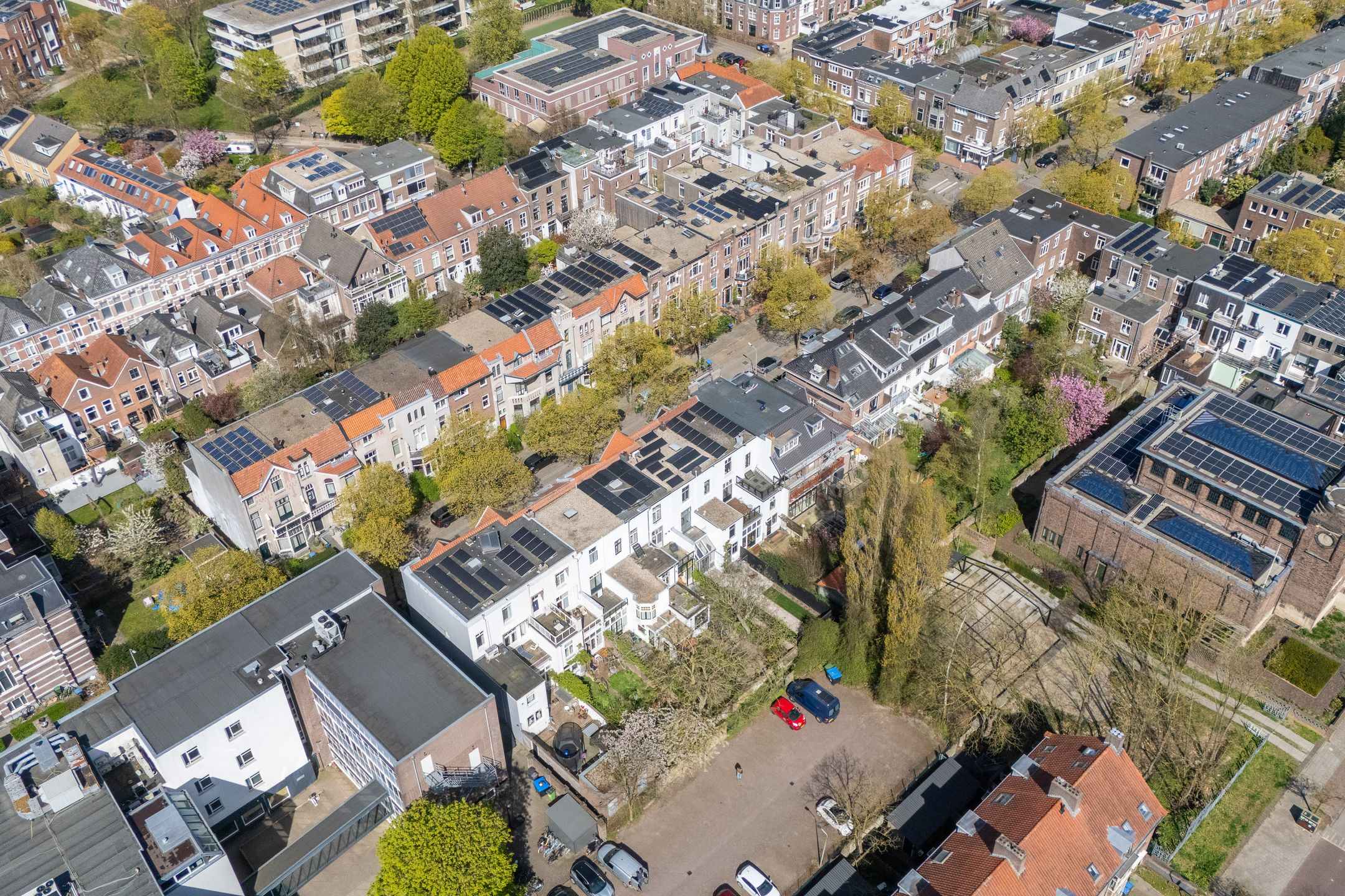 Exceptional Pre-War Townhouse in Nijmegen-Oost Hunnerberg — 78
