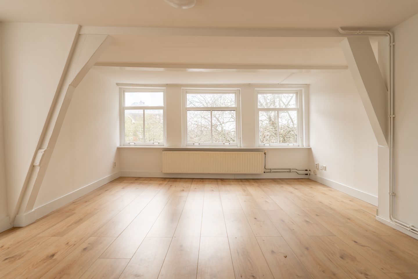 Foto 10 van Jonas Daniël Meijerplein 25-D