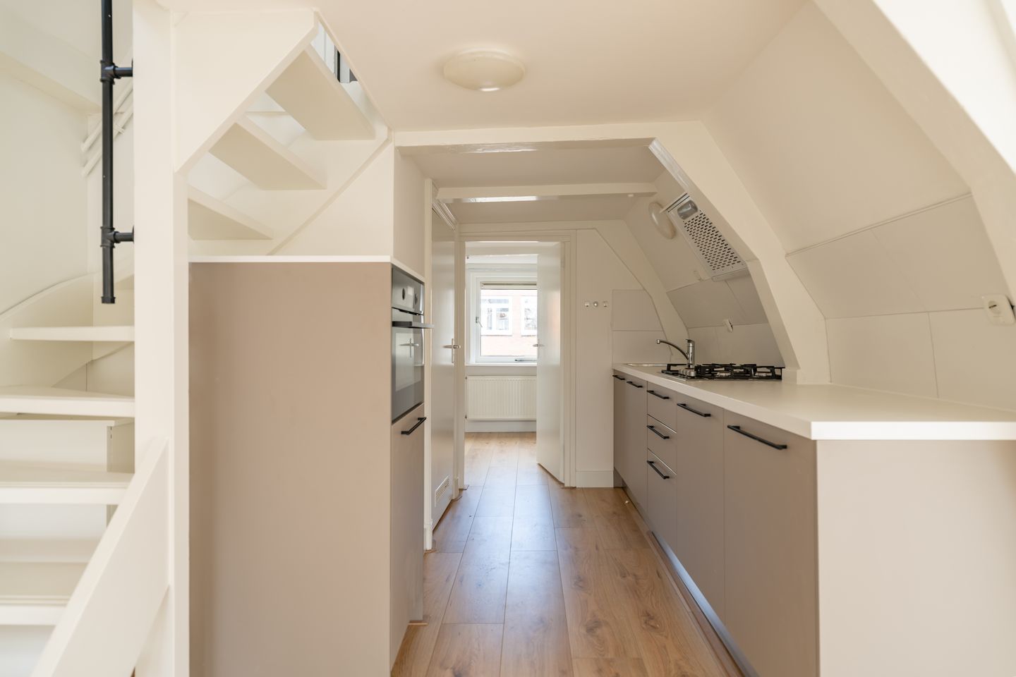 Foto 14 van Jonas Daniël Meijerplein 25-D