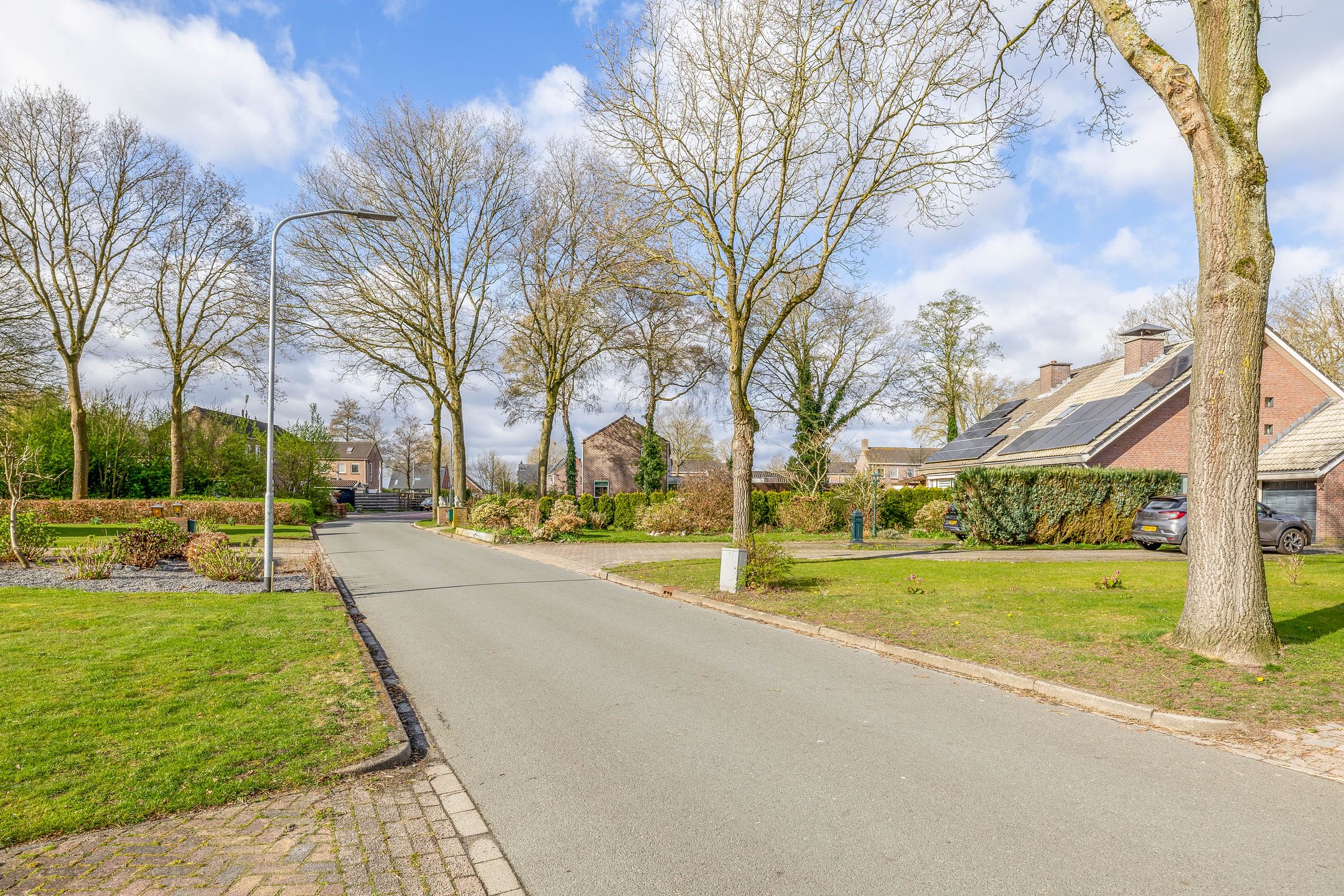 Spacious detached home with ground floor bedroom and garage — 54