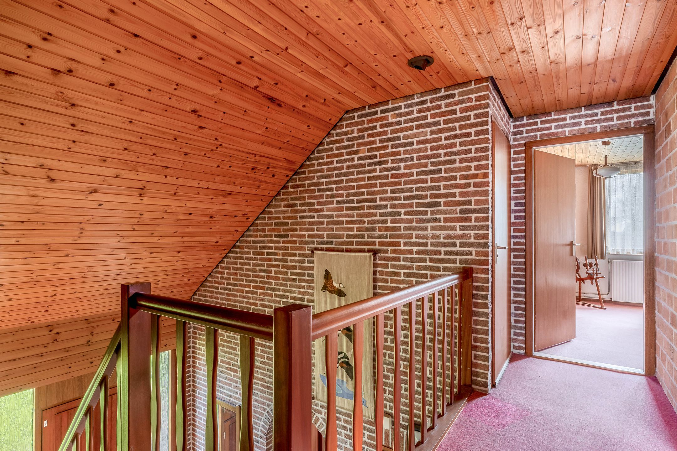Spacious detached home with ground floor bedroom and garage — 33