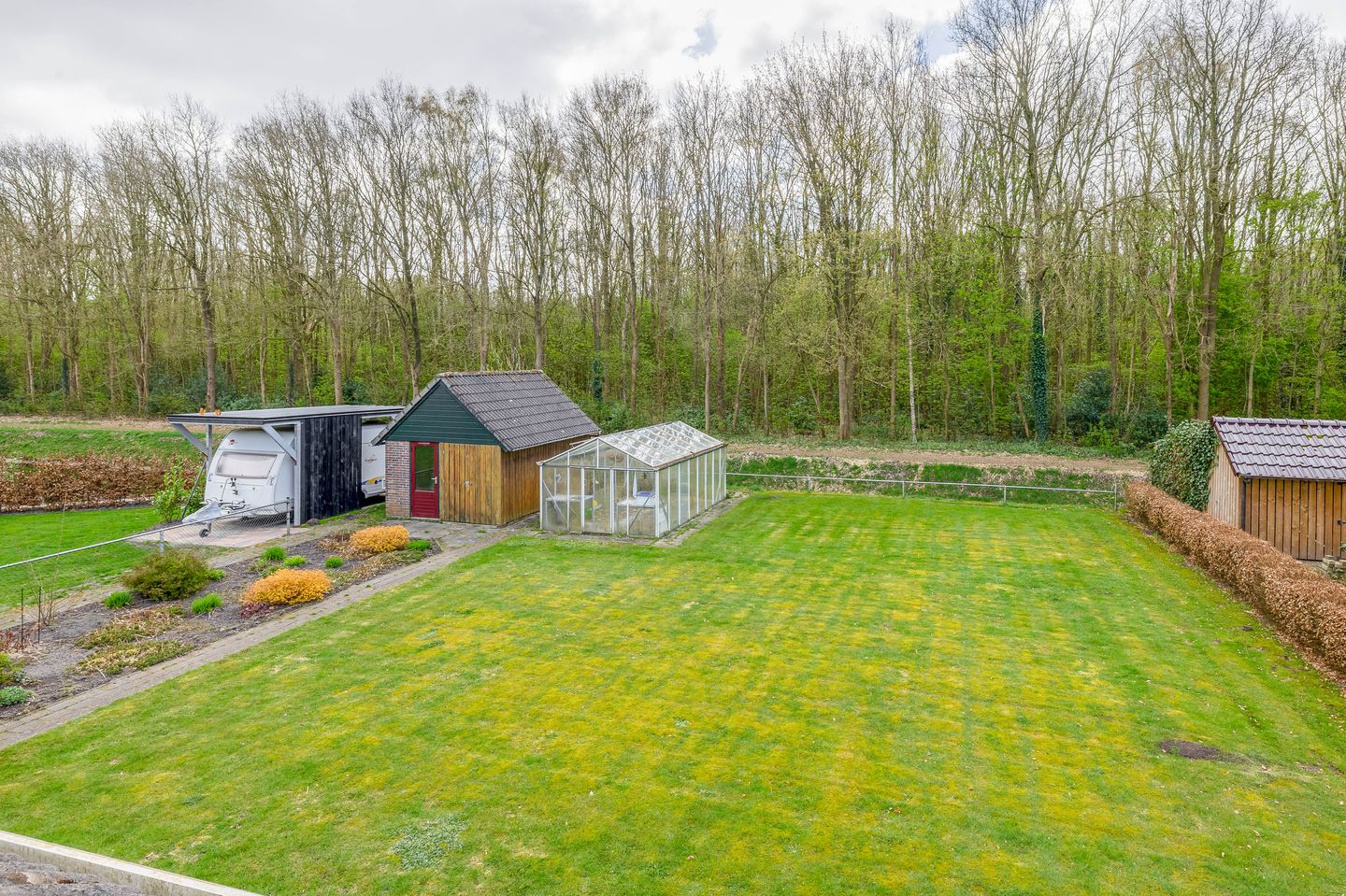 Spacious detached home with ground floor bedroom and garage — 49
