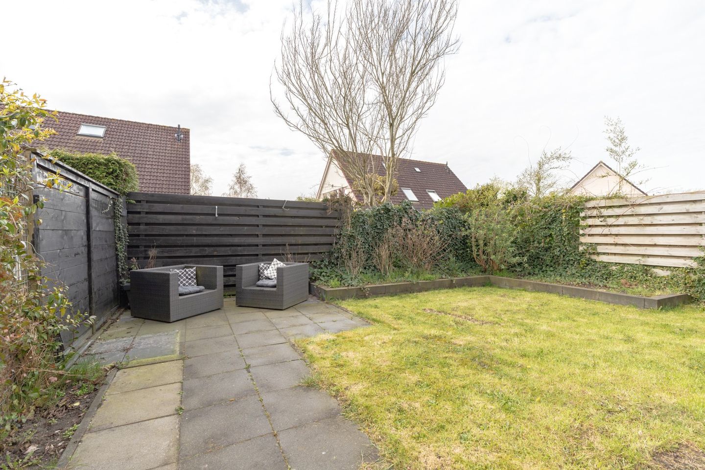 Spacious Semi-Detached Home with Garage in Green Parkplan West Zuidhorn — 14