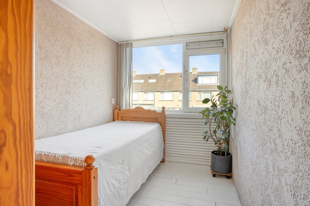 Spacious Terraced House with 5 Bedrooms and Energy Label B — 28