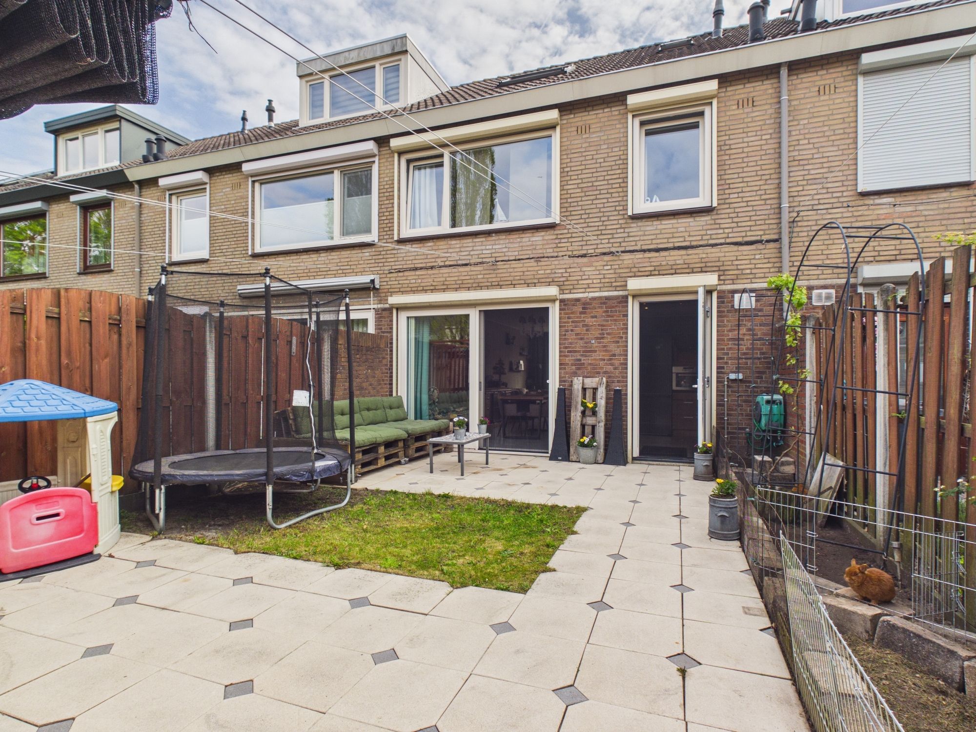 Spacious family home with four bedrooms and basilica view in popular Oudenbosch neighborhood — 53