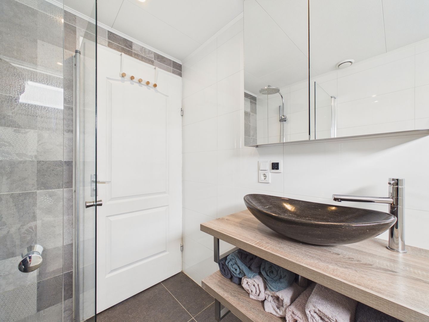 Foto 25 van Jaap Edenlaan 108