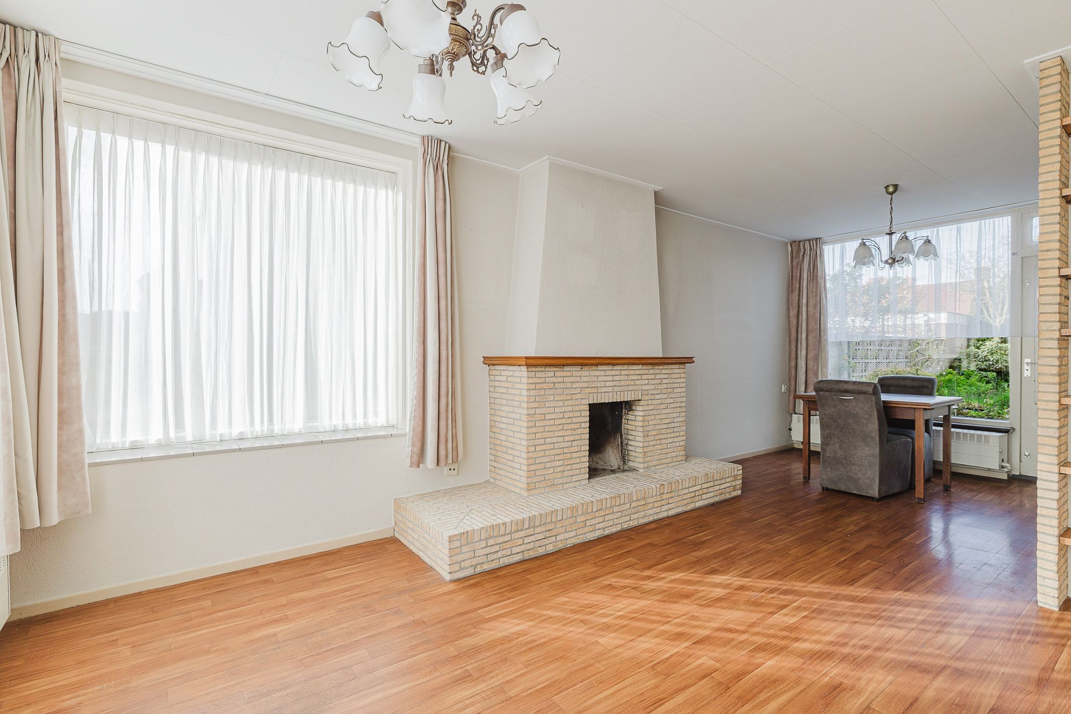 Photo 3 of Titus Brandsmastraat 21