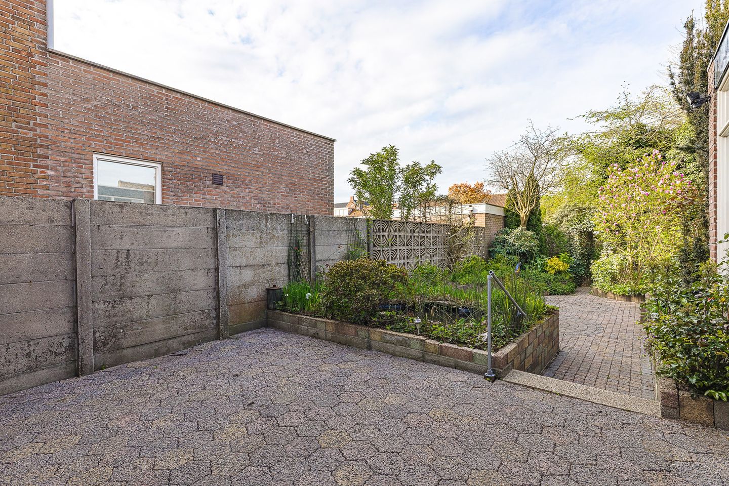 Photo 40 of Titus Brandsmastraat 21