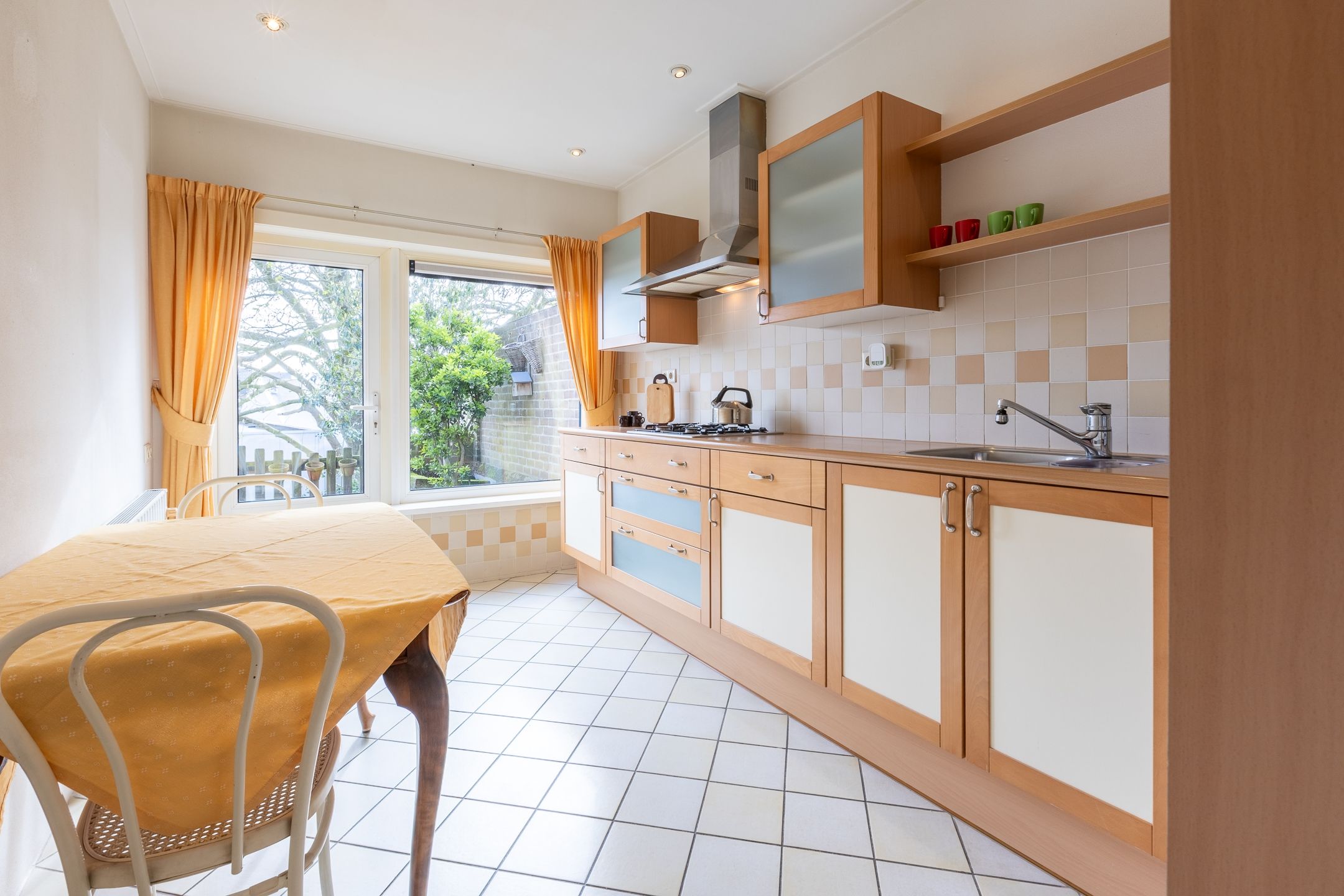 Foto 12 van Emmastraat 98