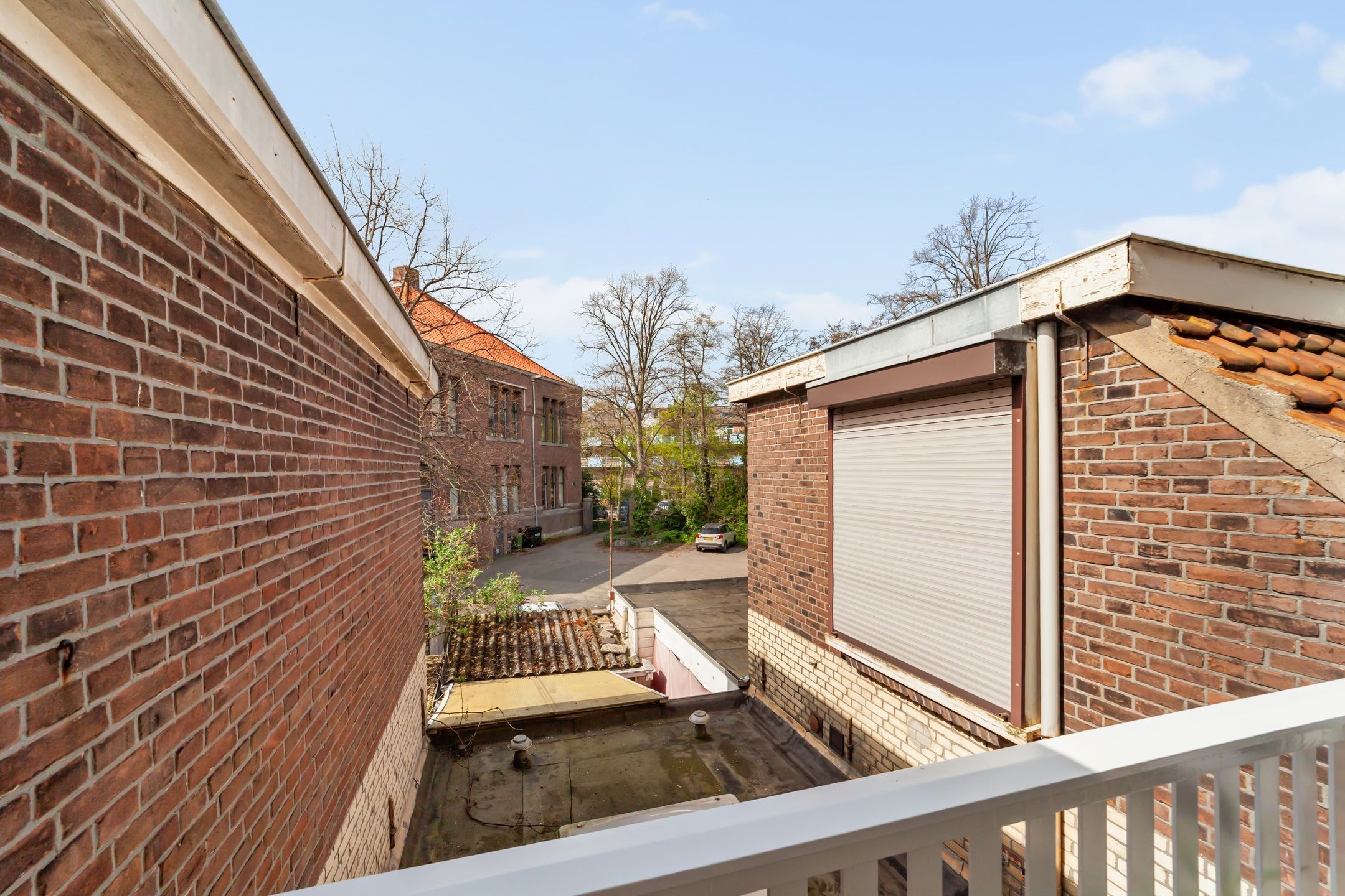 Spacious double upper house with balconies in Delft Zeeheldenbuurt — 21