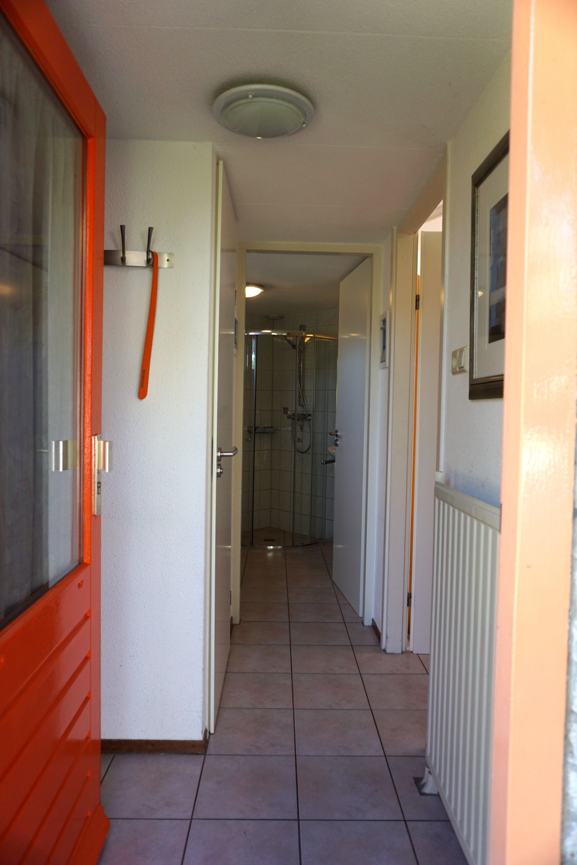 2-bedroom freehold villa in Julianadorp — photo 2 of 5