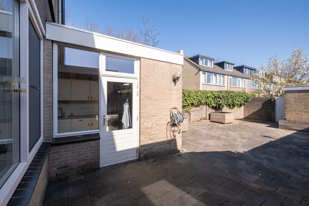 Photo 17 of Waalstraat 24