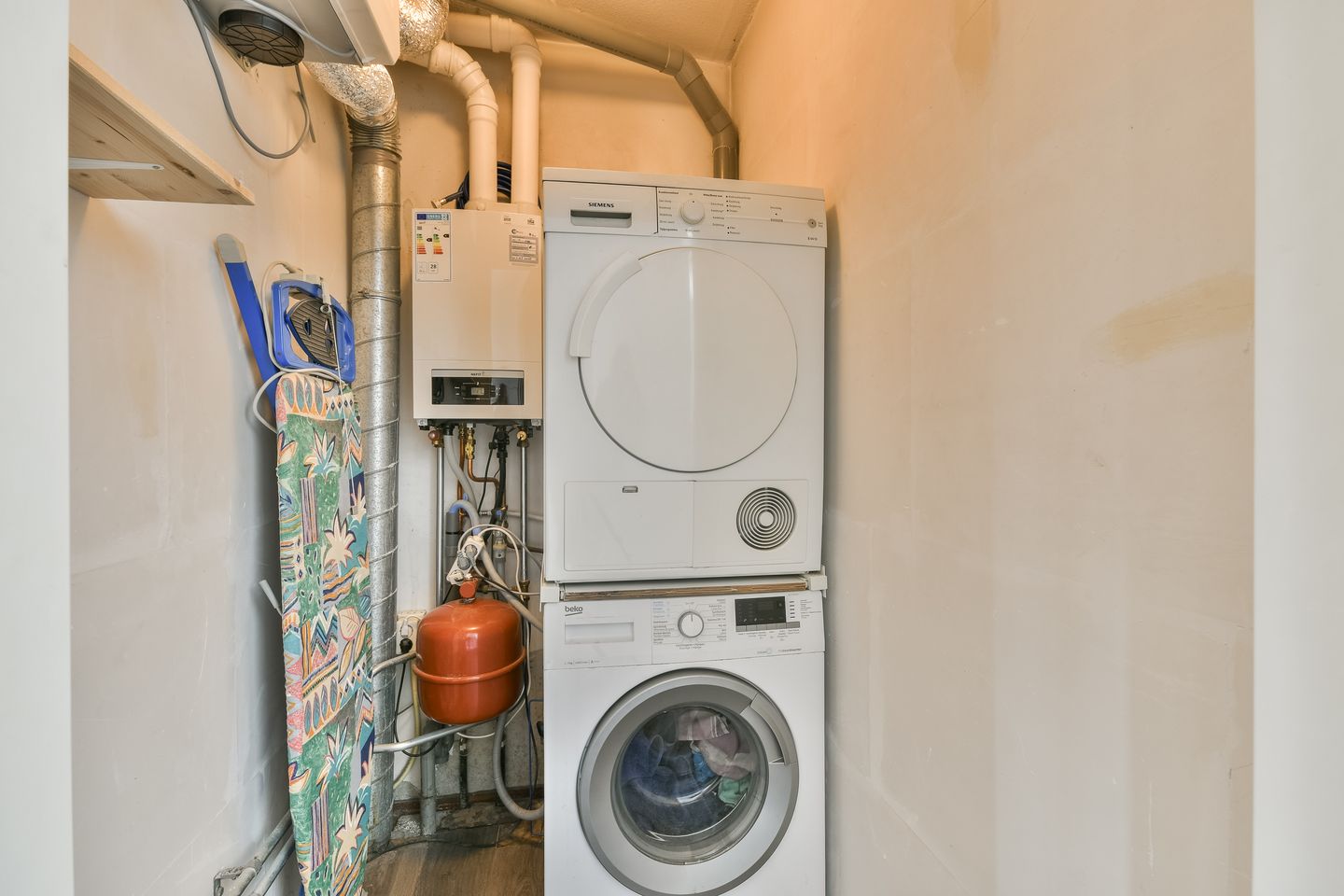Well-Maintained Family Home with Sunny Southeast Garden in Child-Friendly De Aker — 20