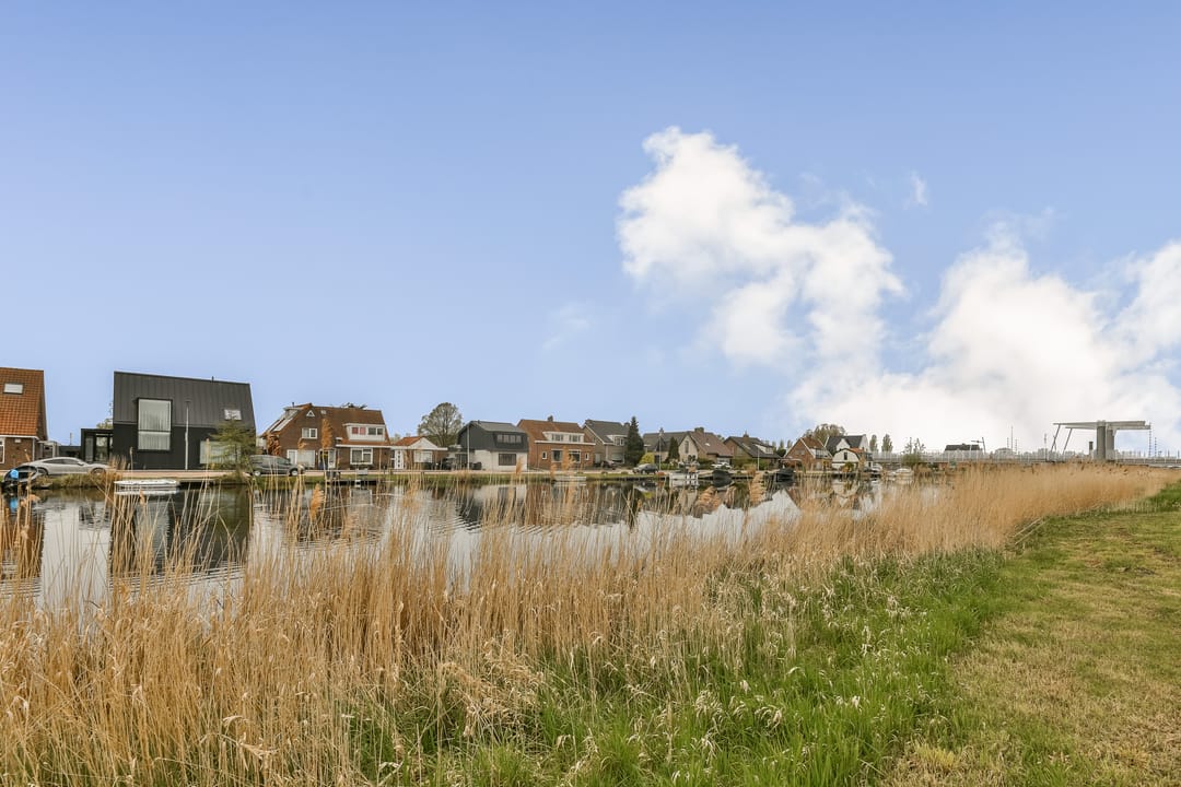 Well-Maintained Family Home with Sunny Southeast Garden in Child-Friendly De Aker — 22