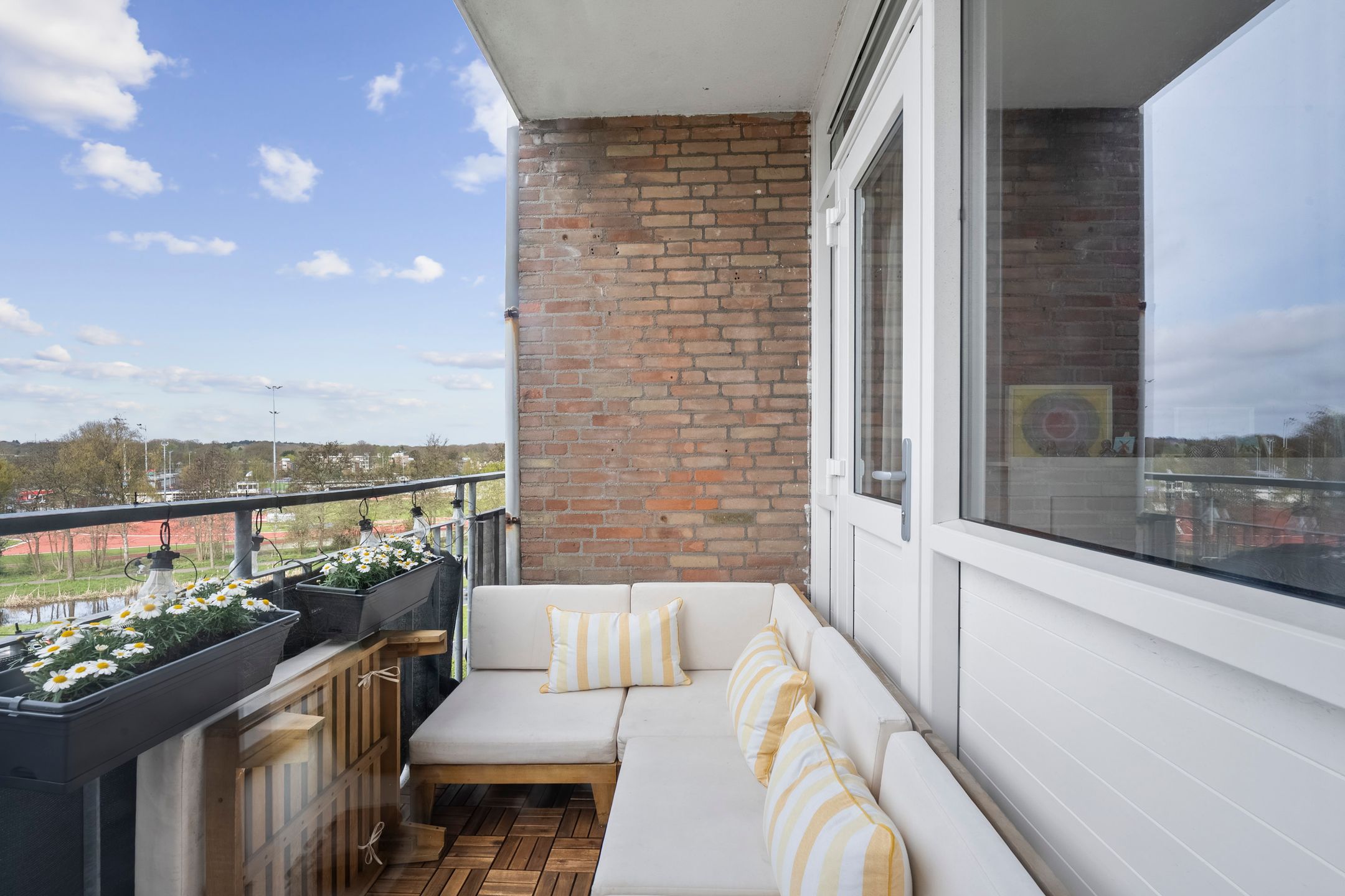 Photo 9 of Delftlaan 307-IV