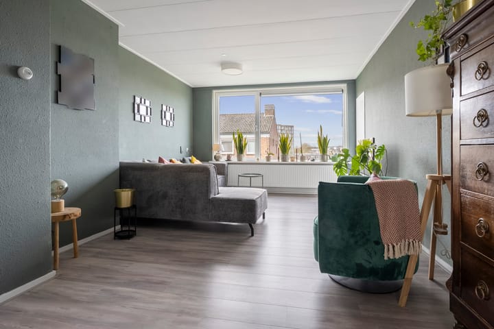 Photo 4 of Delftlaan 307-IV