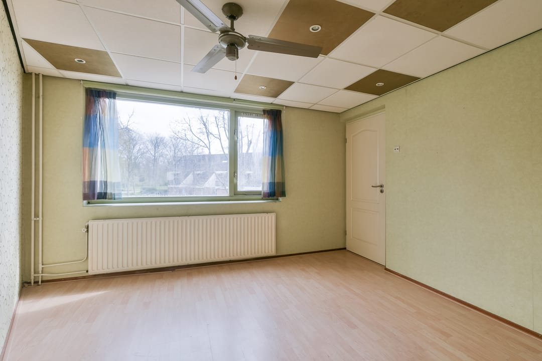 Spacious Family Home with 4 Bedrooms in Green Almere-Haven Neighborhood — 22