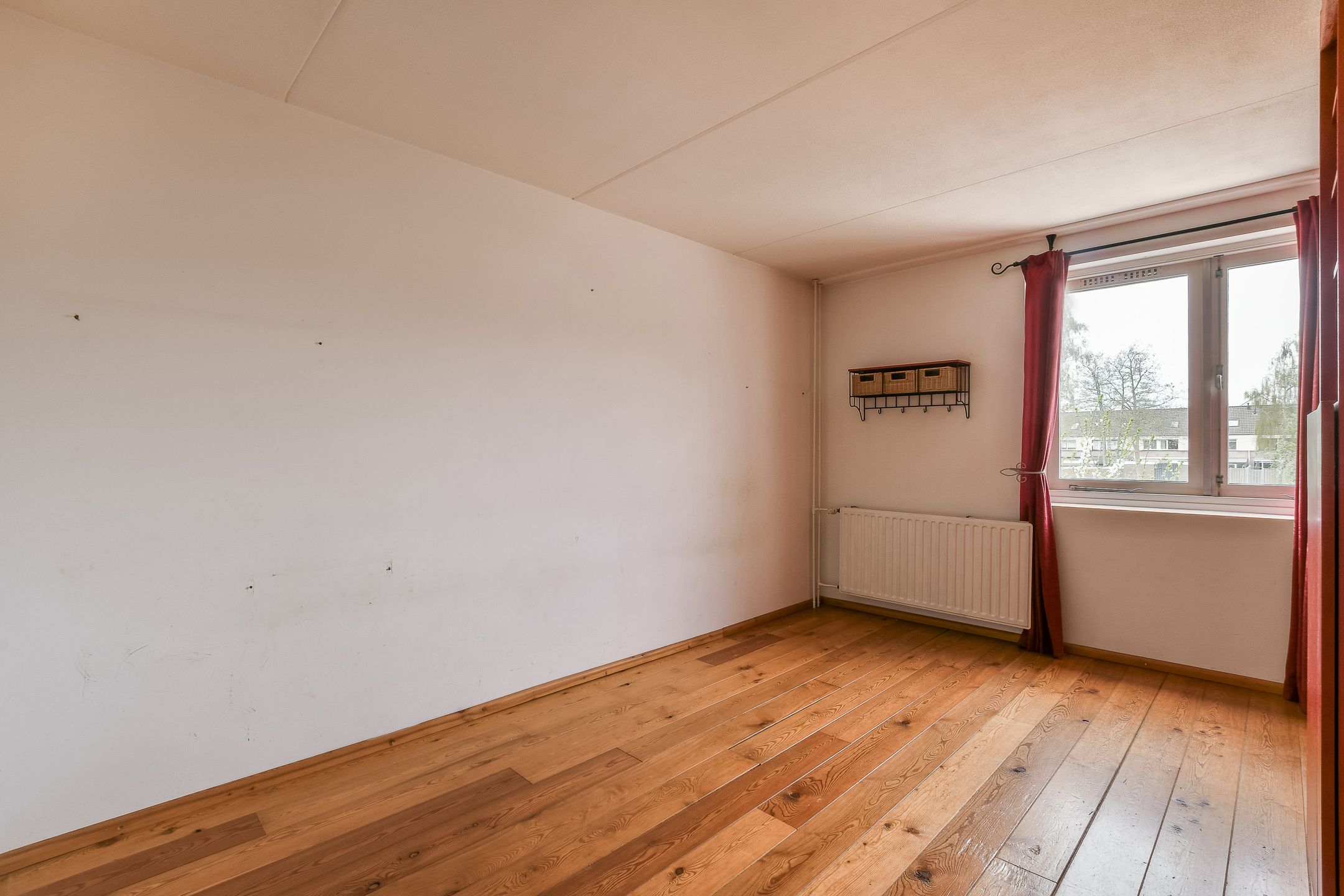 Spacious Family Home with 4 Bedrooms in Green Almere-Haven Neighborhood — 18