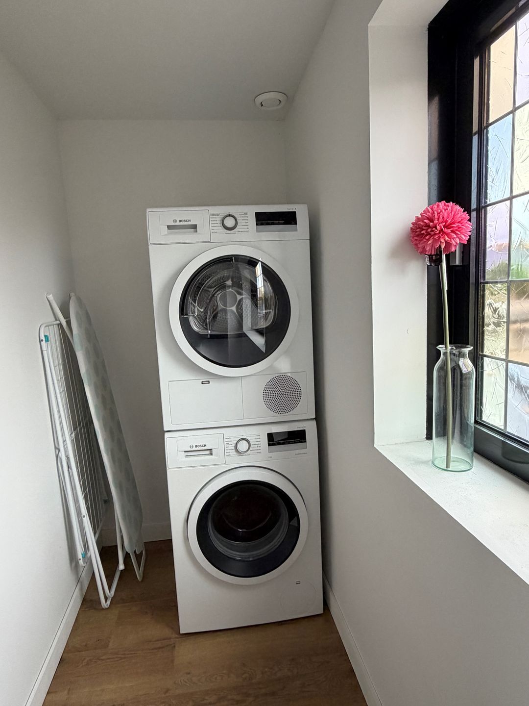 Fully renovated detached home with garage in the heart of Wijchen — 31