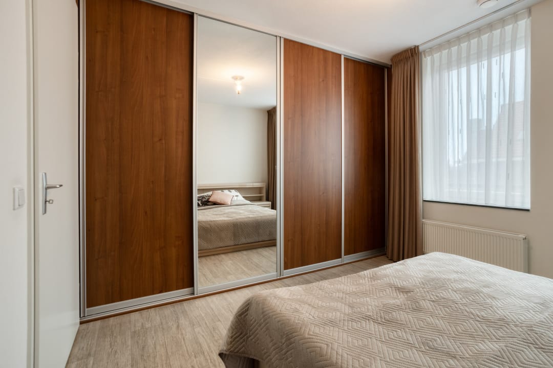 Spacious corner apartment with balcony and parking in Asten centre — 16