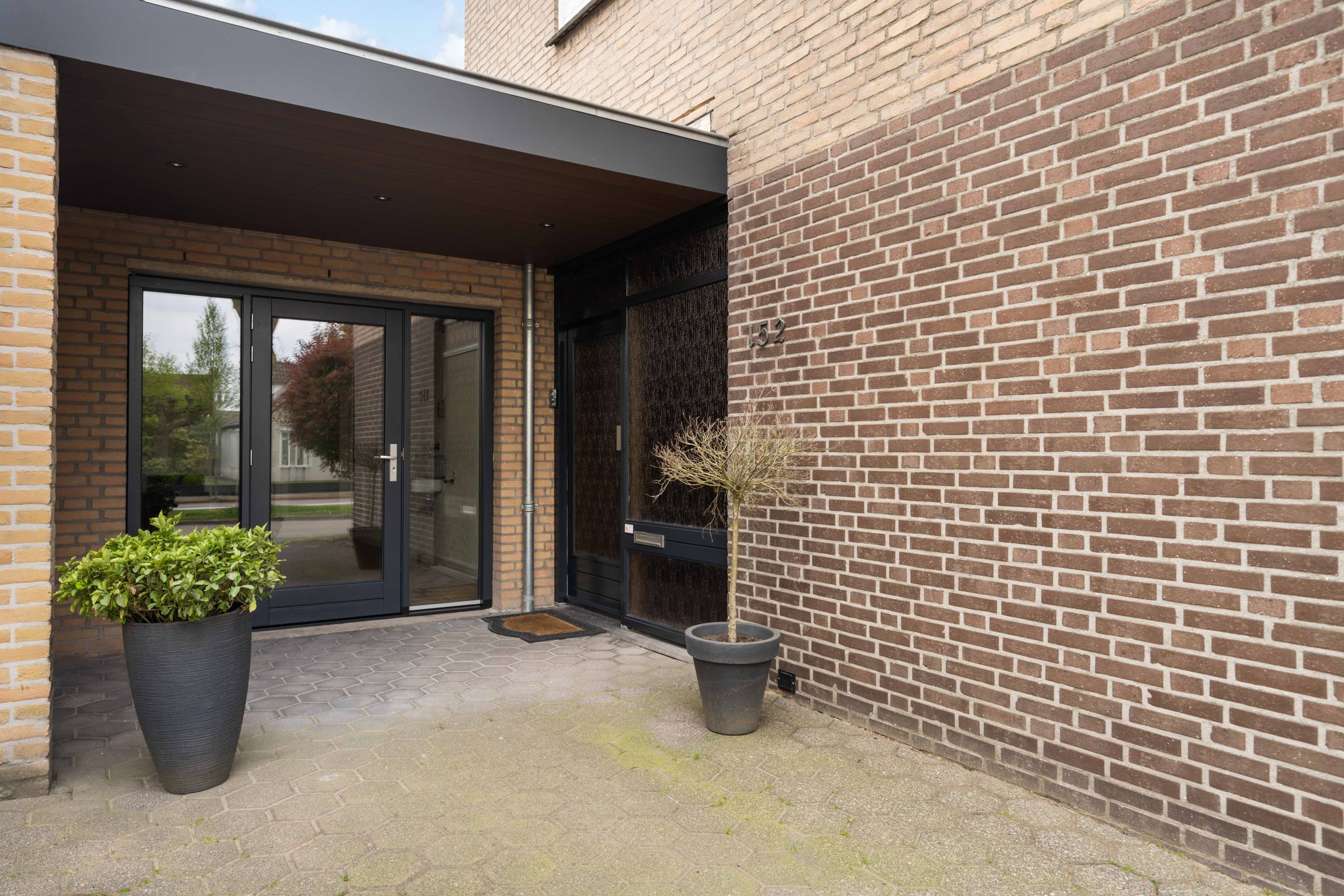 Foto 9 van Maaseikerweg 152