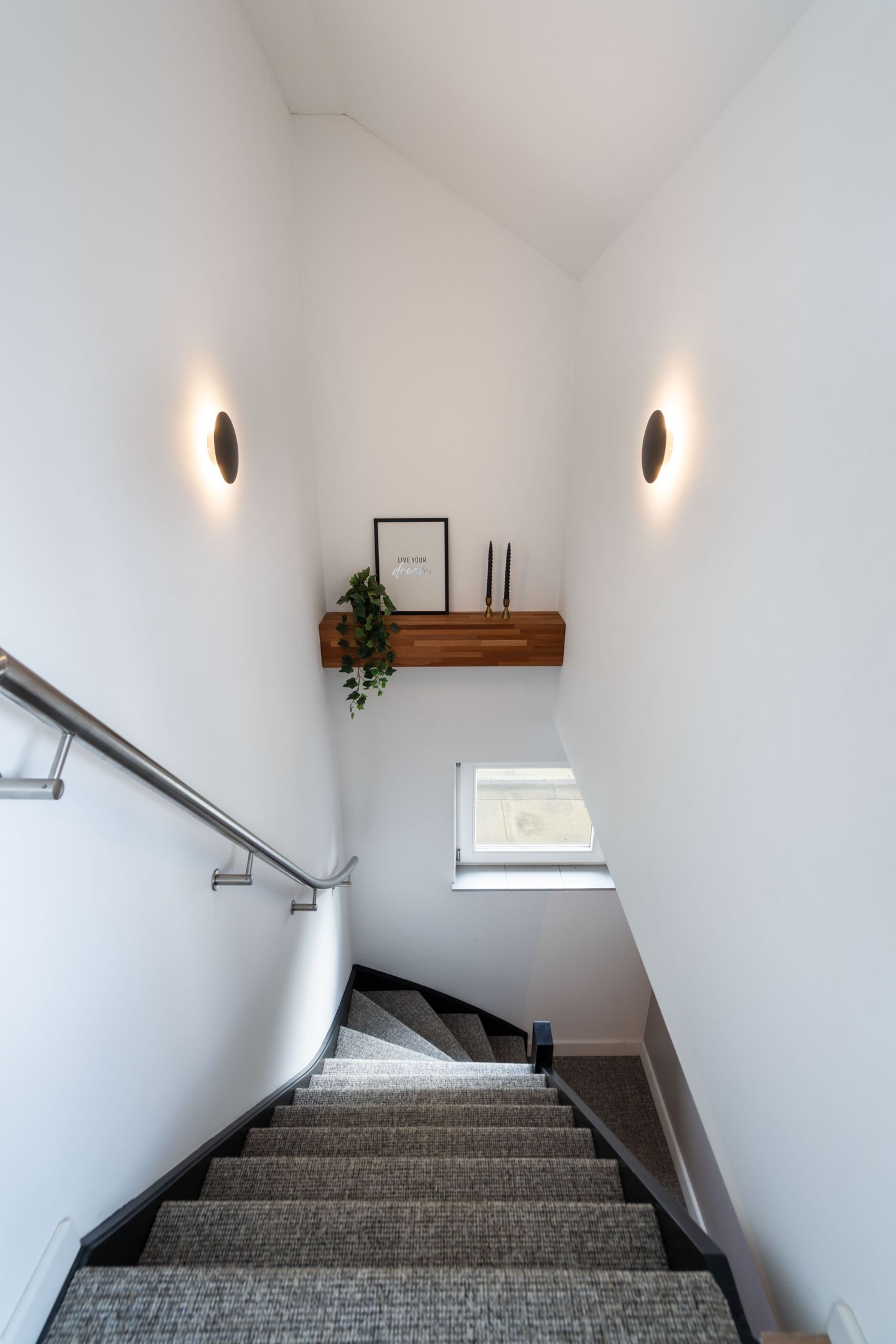 Foto 49 van Maaseikerweg 152